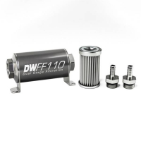 [DeatschWerks Univerzálny in-line palivový filter 5 mikrónov 3/8" 110 mm]