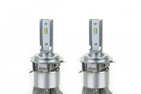 [Obr.: 65/97/02-led-ziarovky-hlavneho-svietenia-h7-1-50w-rs-slim-seria-amio-1691749640.jpg]